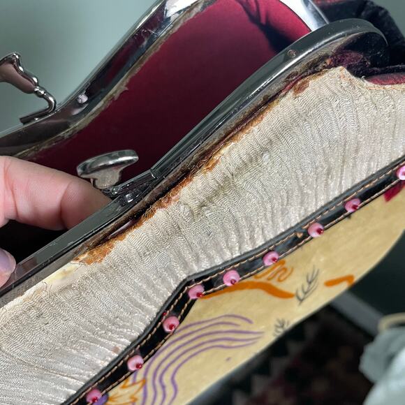 Vintage Mary Frances Beaded Velvet Clutch. - Picture 9 of 9